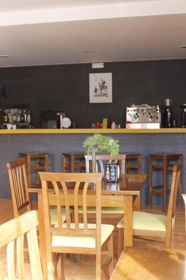 Hostal Restaurante Bustos Villarrubio Εξωτερικό φωτογραφία