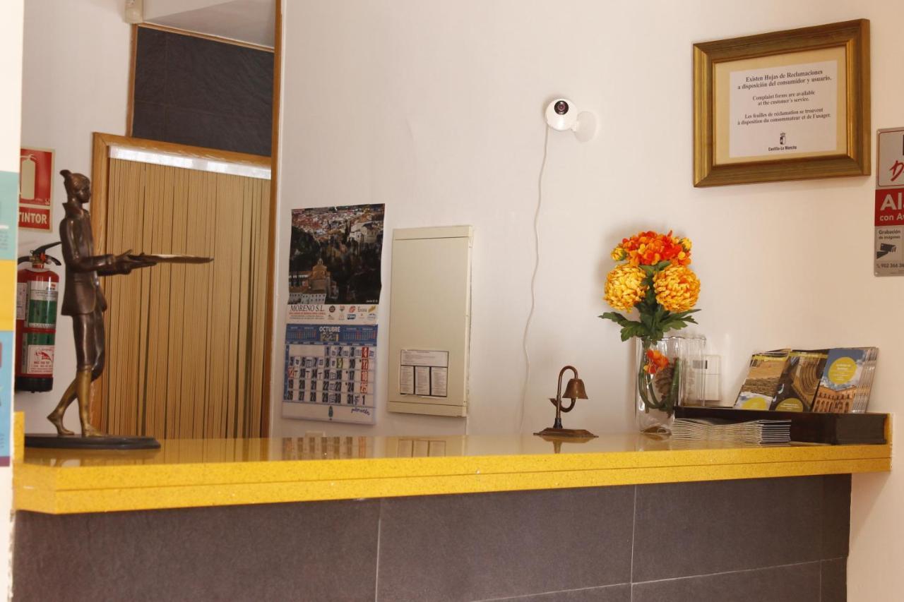 Hostal Restaurante Bustos Villarrubio Εξωτερικό φωτογραφία